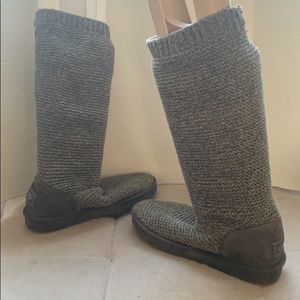 Ugg knit boots size 10